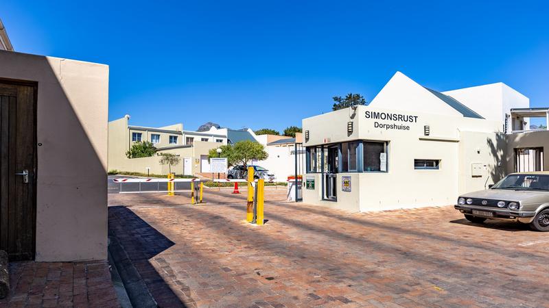 To Let 3 Bedroom Property for Rent in Simonswyk Western Cape
